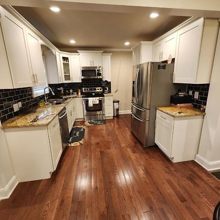 Spacious Newly Renovated Home Atlanta Exterior foto