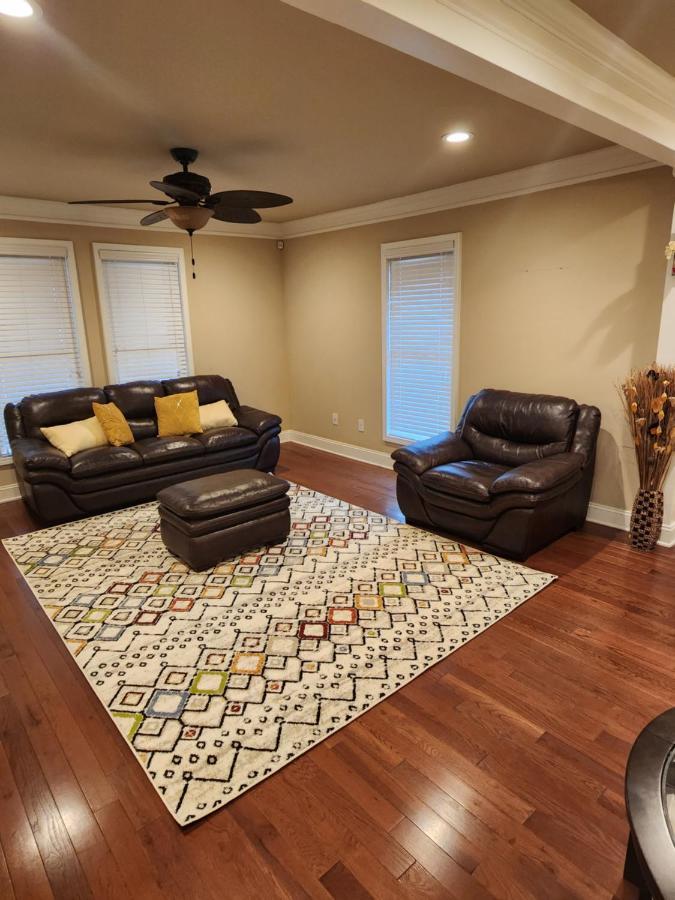 Spacious Newly Renovated Home Atlanta Exterior foto